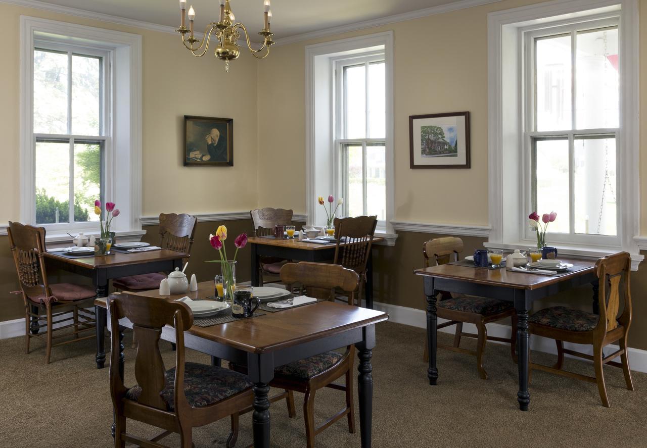 Pheasant Field Bed & Breakfast 2*