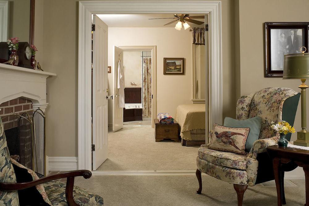 Pheasant Field Bed & Breakfast 2*